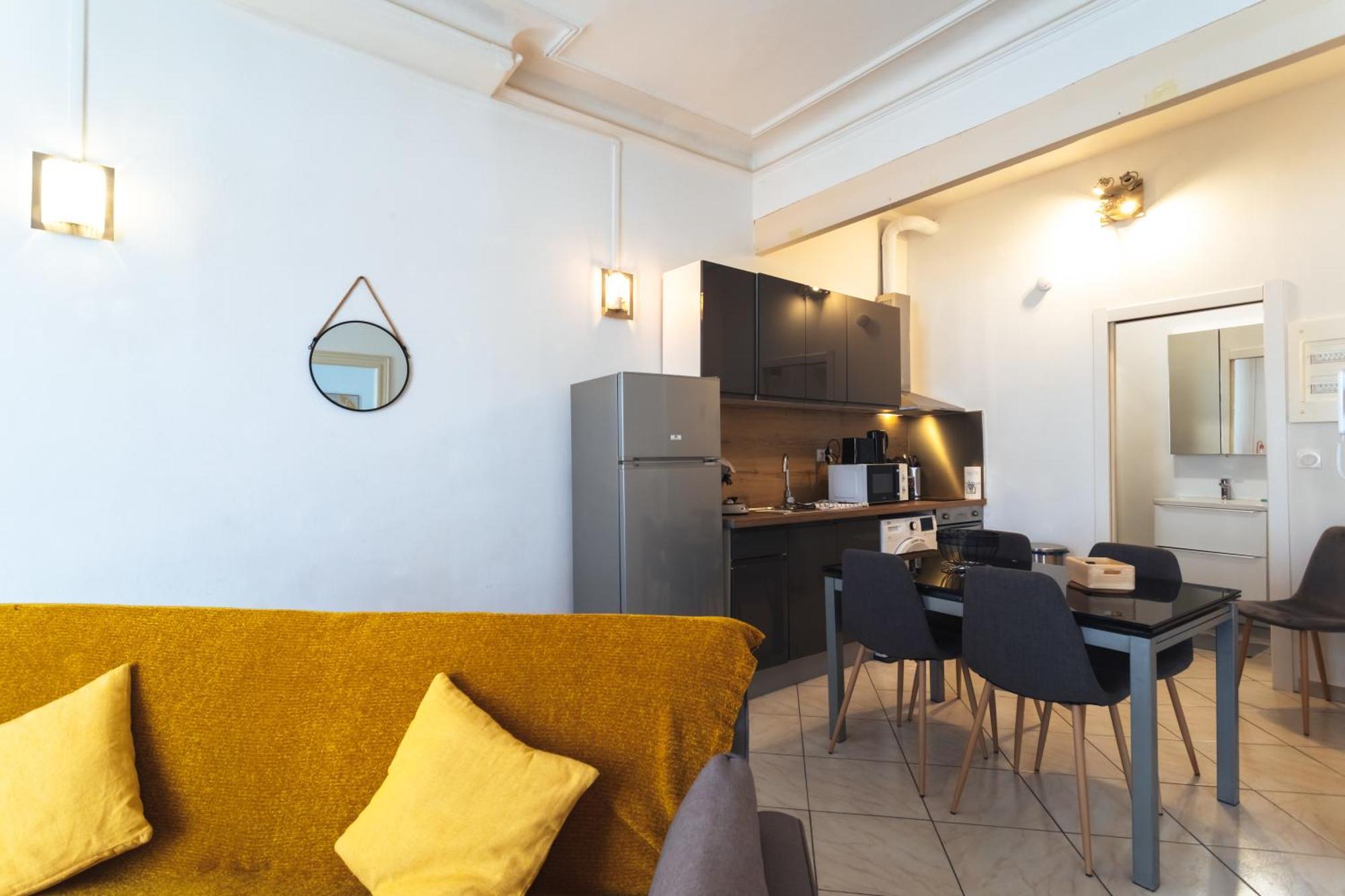 Le Albert 1Er Beziers Appartements Tout Equipes מראה חיצוני תמונה