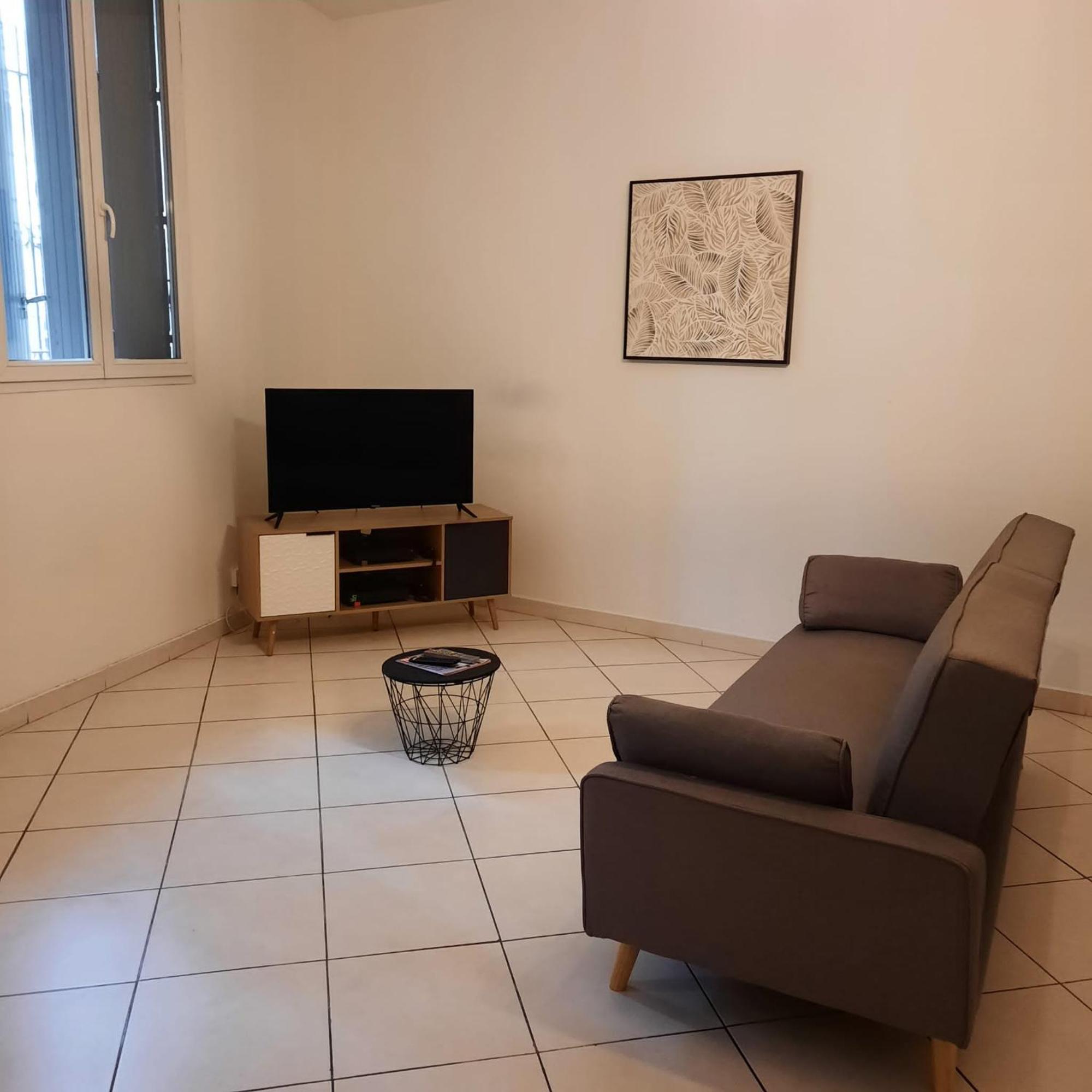 Le Albert 1Er Beziers Appartements Tout Equipes מראה חיצוני תמונה