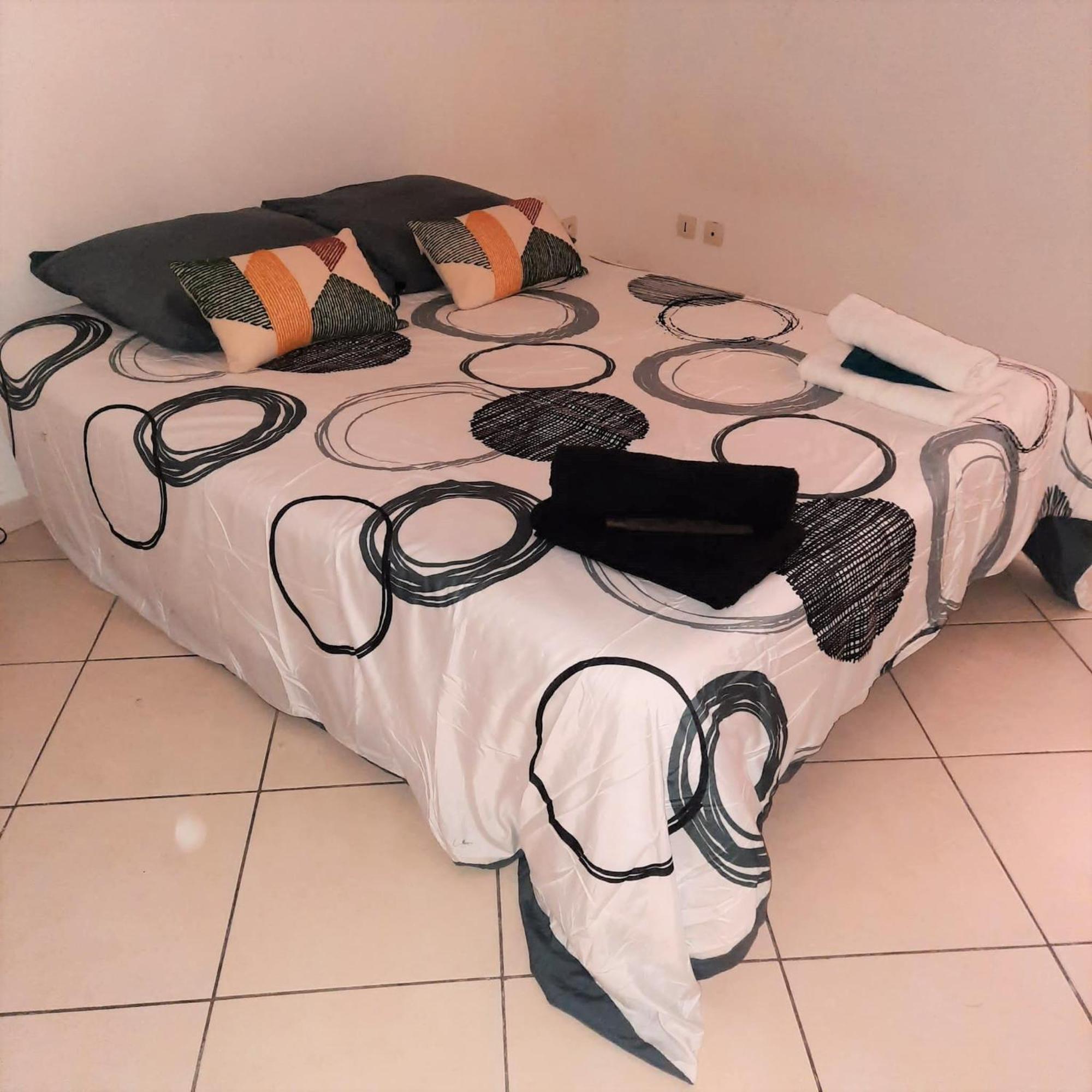 Le Albert 1Er Beziers Appartements Tout Equipes מראה חיצוני תמונה