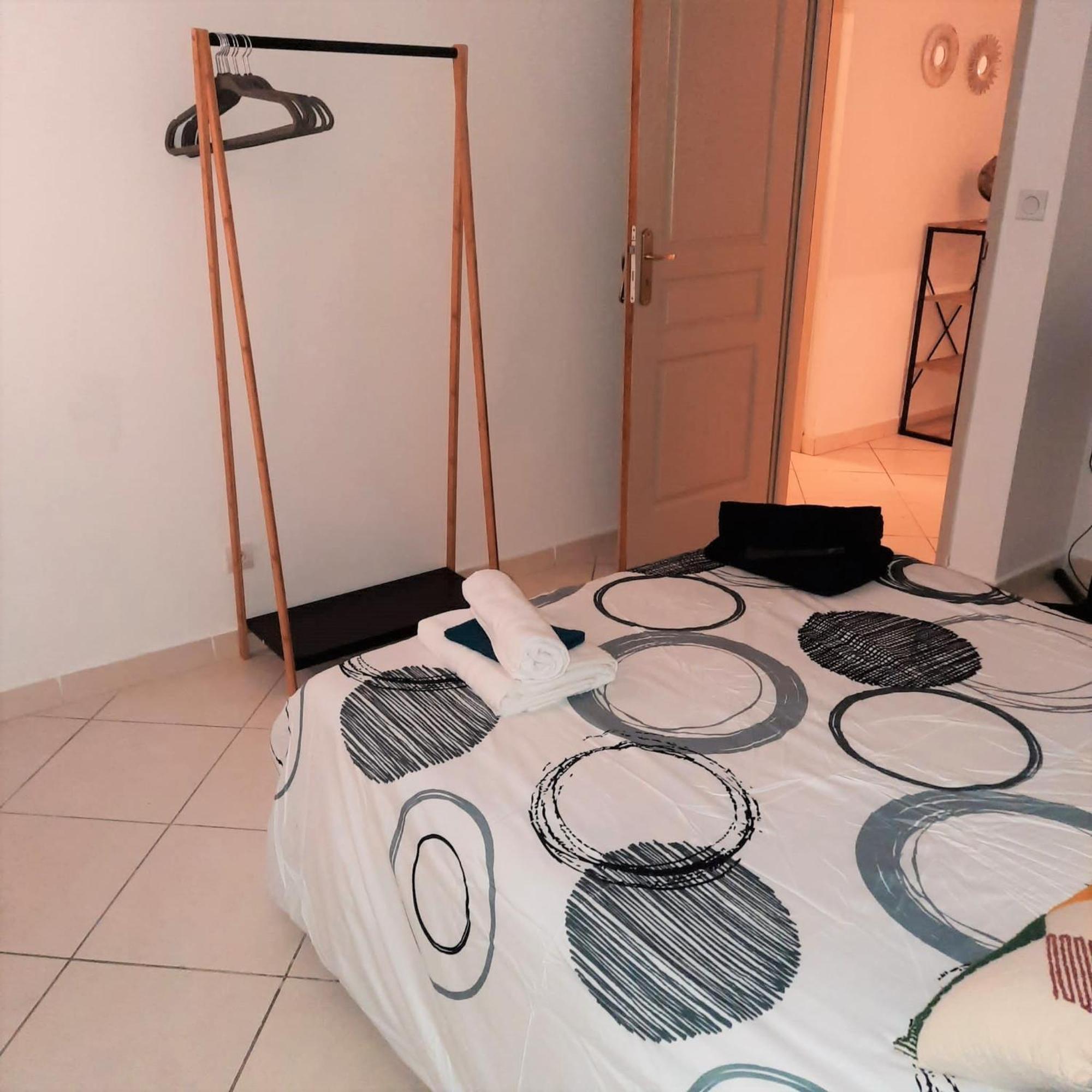 Le Albert 1Er Beziers Appartements Tout Equipes מראה חיצוני תמונה