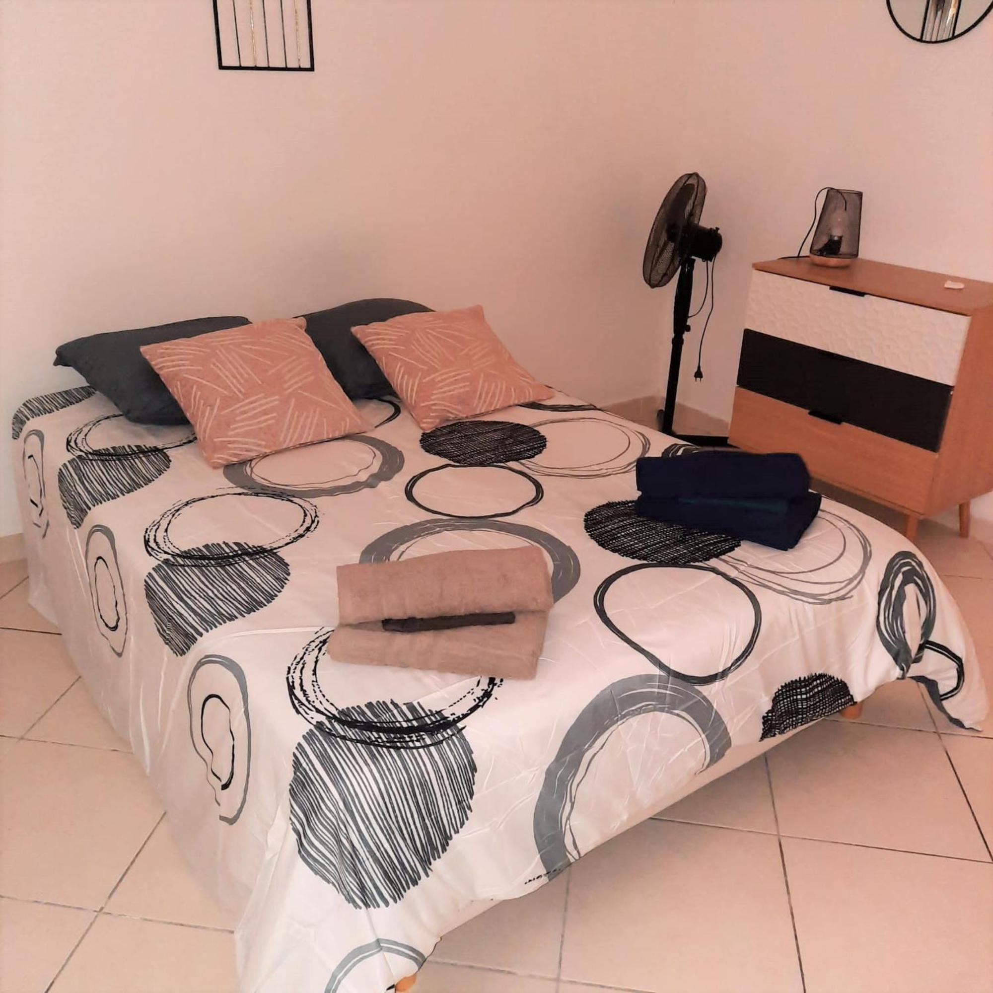 Le Albert 1Er Beziers Appartements Tout Equipes מראה חיצוני תמונה